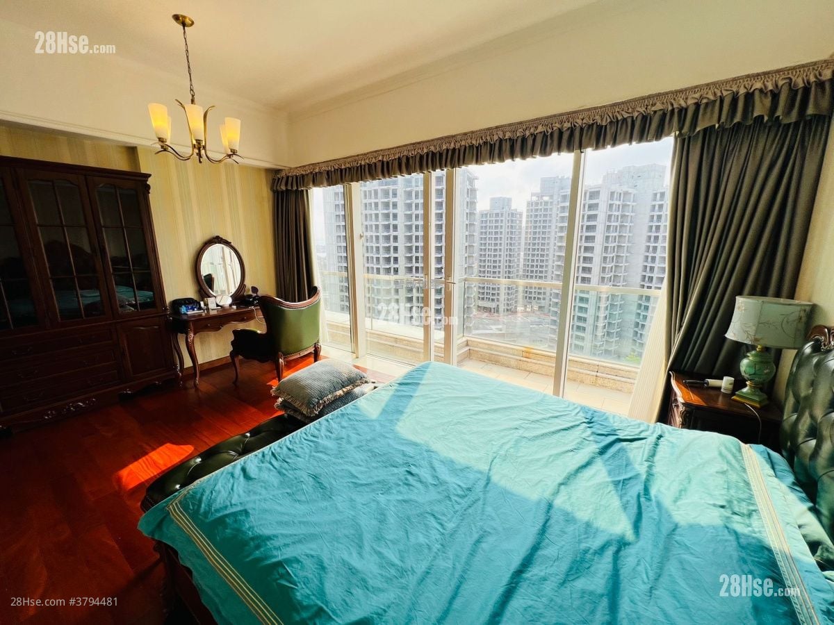 星堤 售盘 5+ 房 , 4 浴室 1,646 平方尺