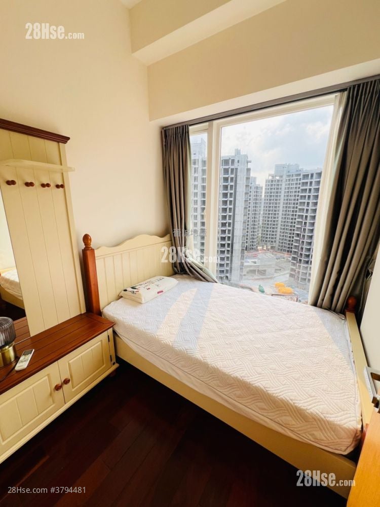 星堤 售盘 5+ 房 , 4 浴室 1,646 平方尺