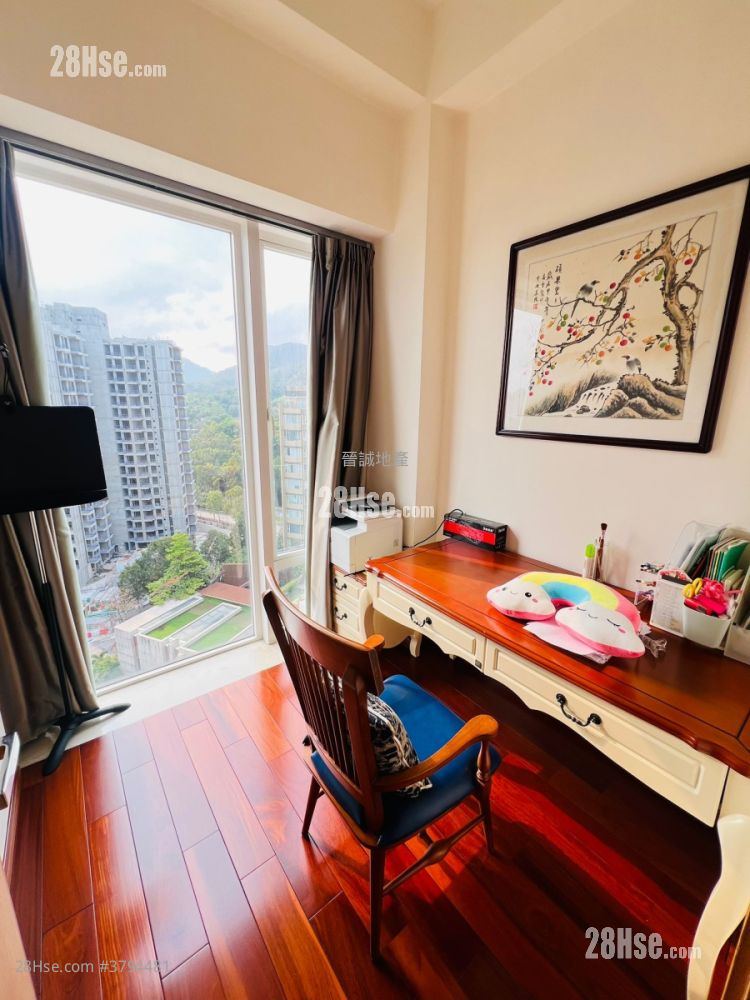 星堤 售盘 5+ 房 , 4 浴室 1,646 平方尺