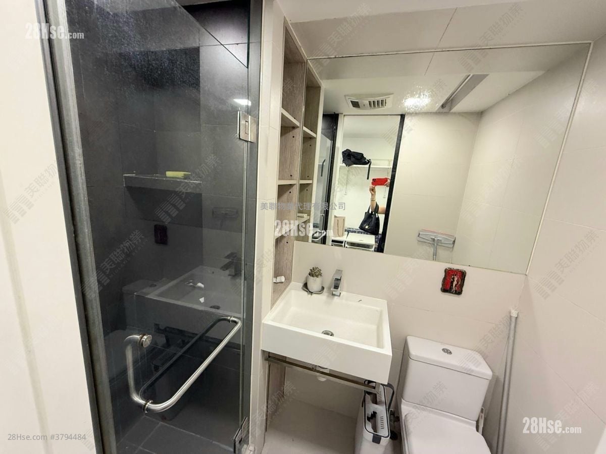 Yiu Pont House Sell 1 Bedroom , 1 Bathroom 419 ft²