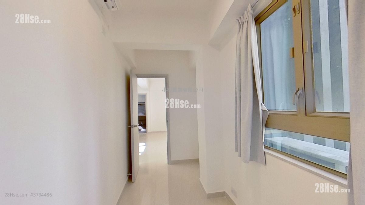 bedroom 2: Yee Wo Place Rental 2 Bedrooms , 1 Bathroom 416 ft²