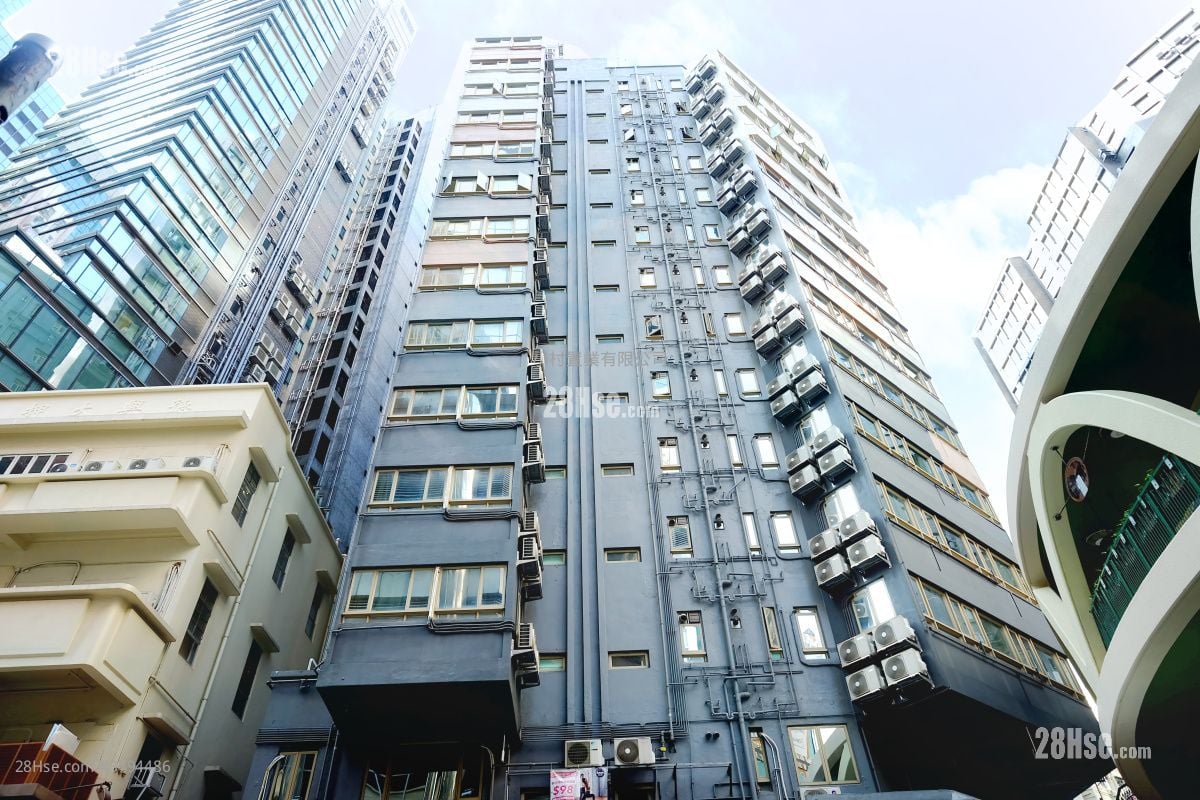 building outlook: Yee Wo Place Rental 2 Bedrooms , 1 Bathroom 416 ft²