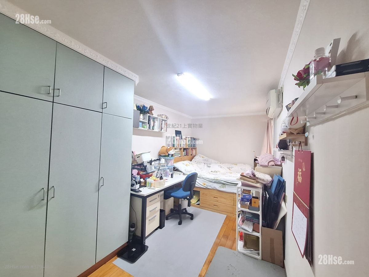 又一村花园 售盘 3 房 , 3 浴室 1,537 平方尺