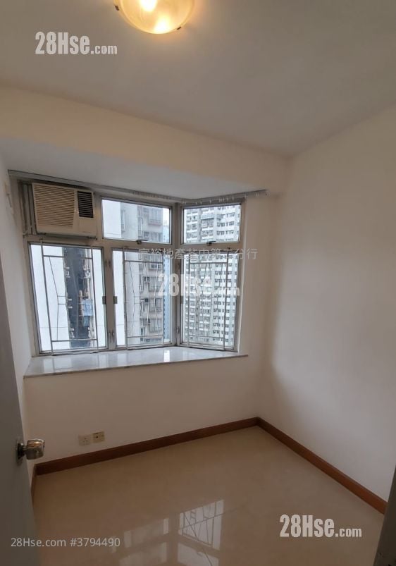 荃湾中心 租盘 2 房 378 平方尺