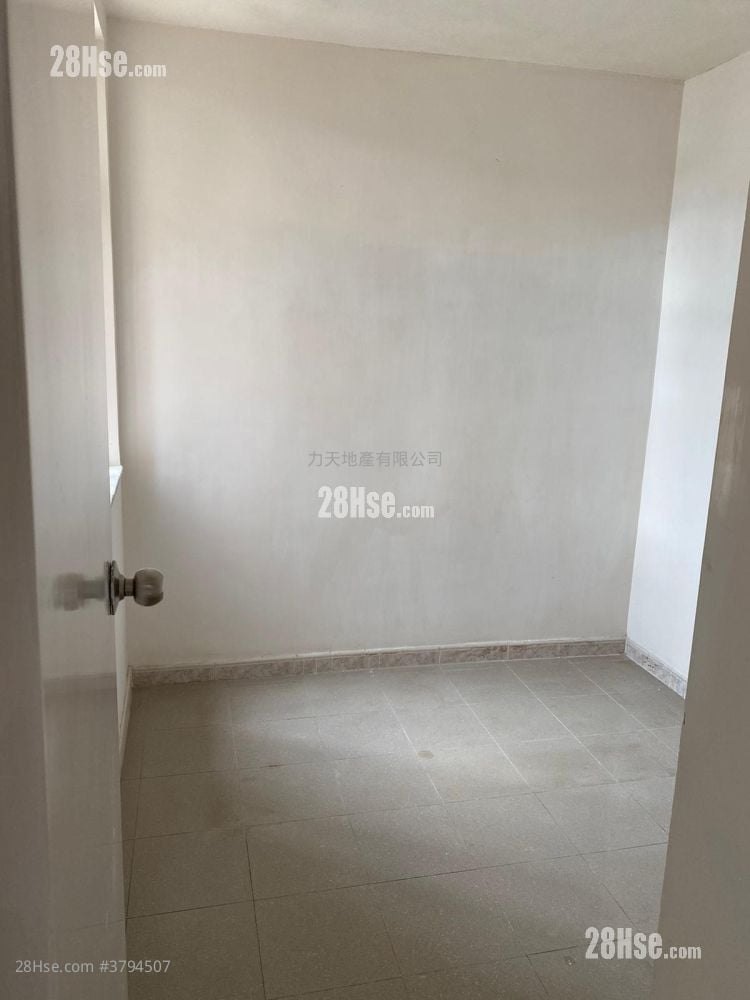 愉城苑 租盘 2 房 , 1 浴室 551 平方尺