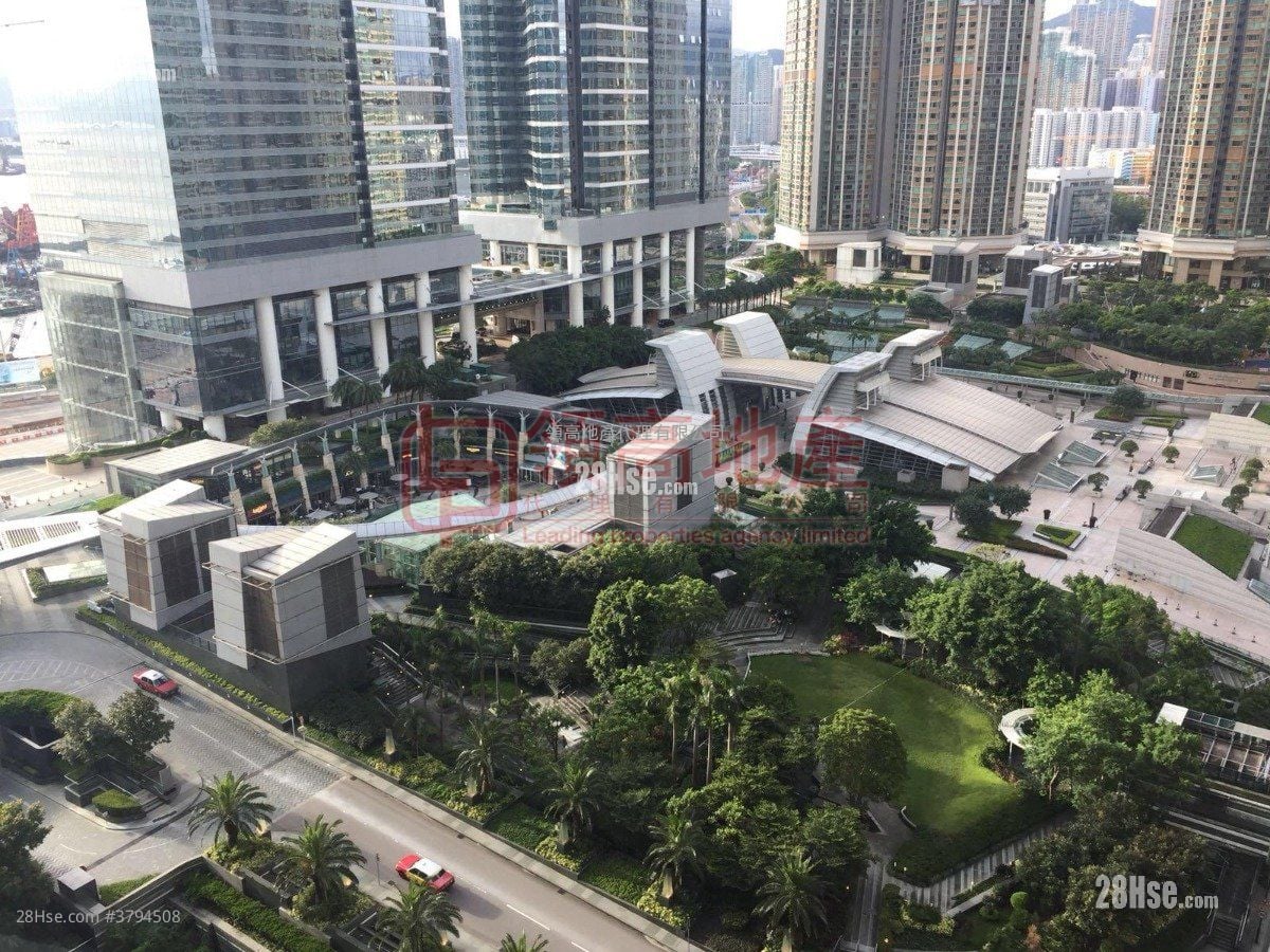 君临天下 售盘 2 房 , 2 浴室 743 平方尺