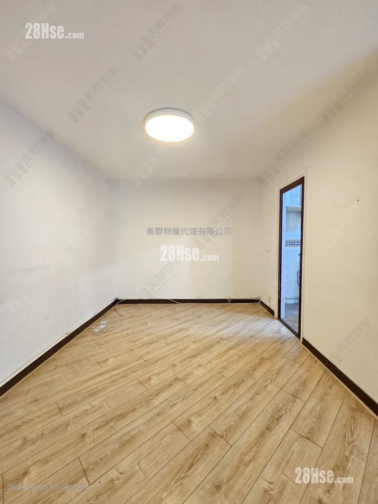 太古城 售盘 3 房 , 2 浴室 922 平方尺