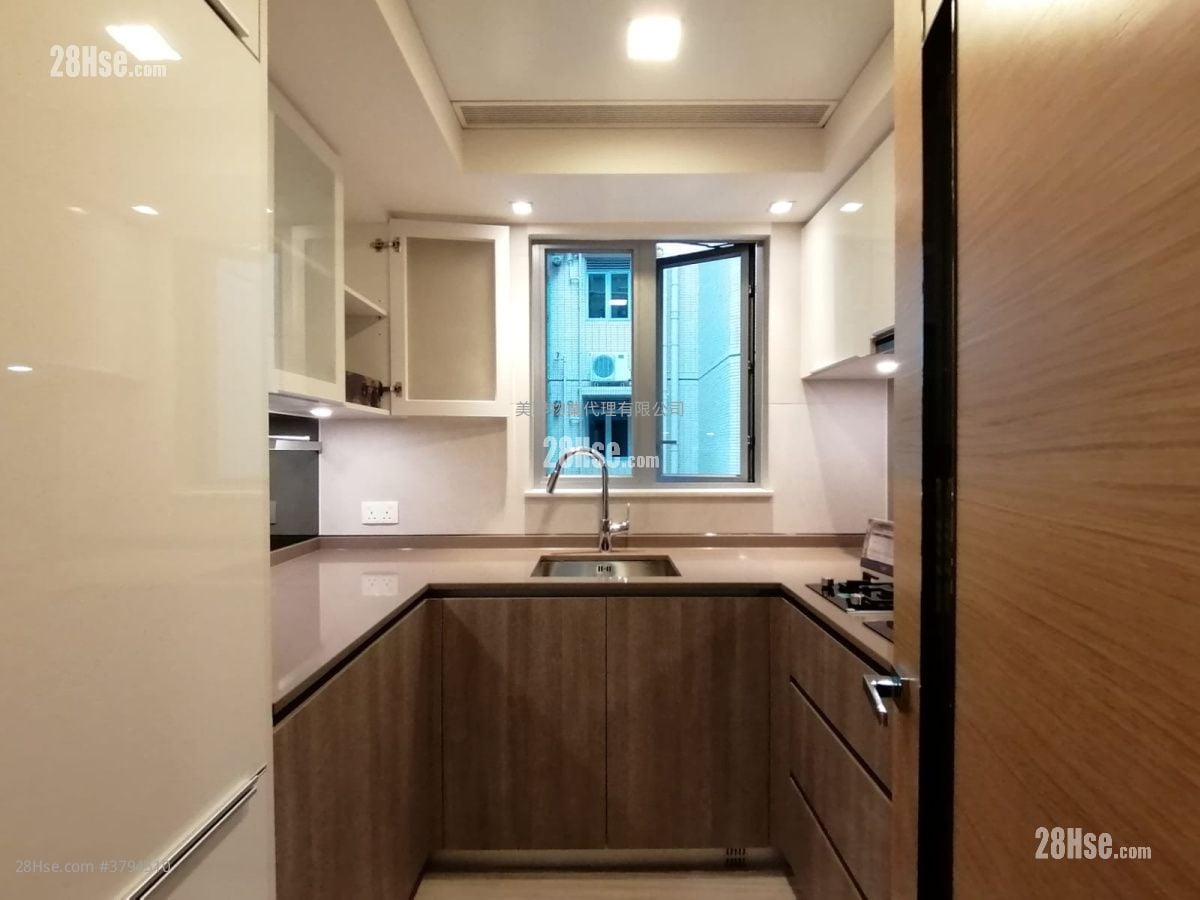 Park Yoho Sell 3 Bedrooms , 1 Bathroom 572 ft²