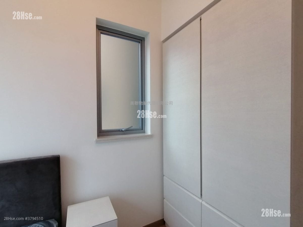 Park Yoho Sell 3 Bedrooms , 1 Bathroom 572 ft²