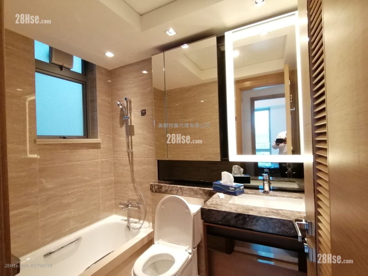 Park Yoho Sell 3 Bedrooms , 1 Bathroom 572 ft²