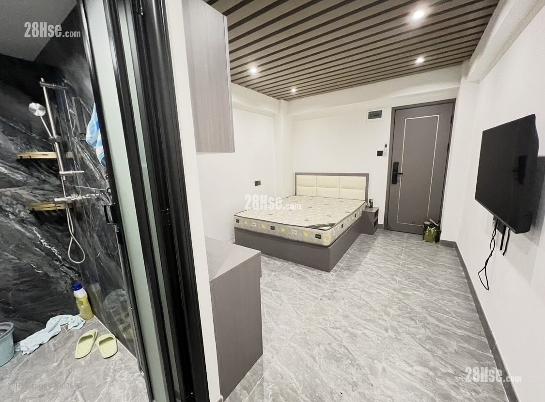 唐楼 租盘 2 房 , 1 浴室 300 平方尺