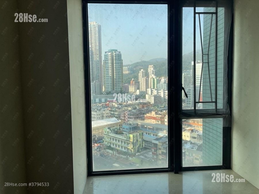 Chelsea Court Sell 2 Bedrooms , 1 Bathroom 473 ft²