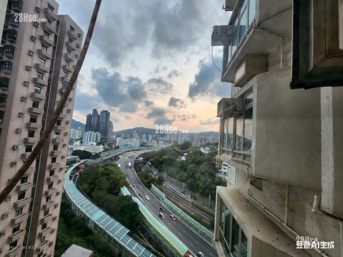 希尔顿中心 租盘 274 平方尺