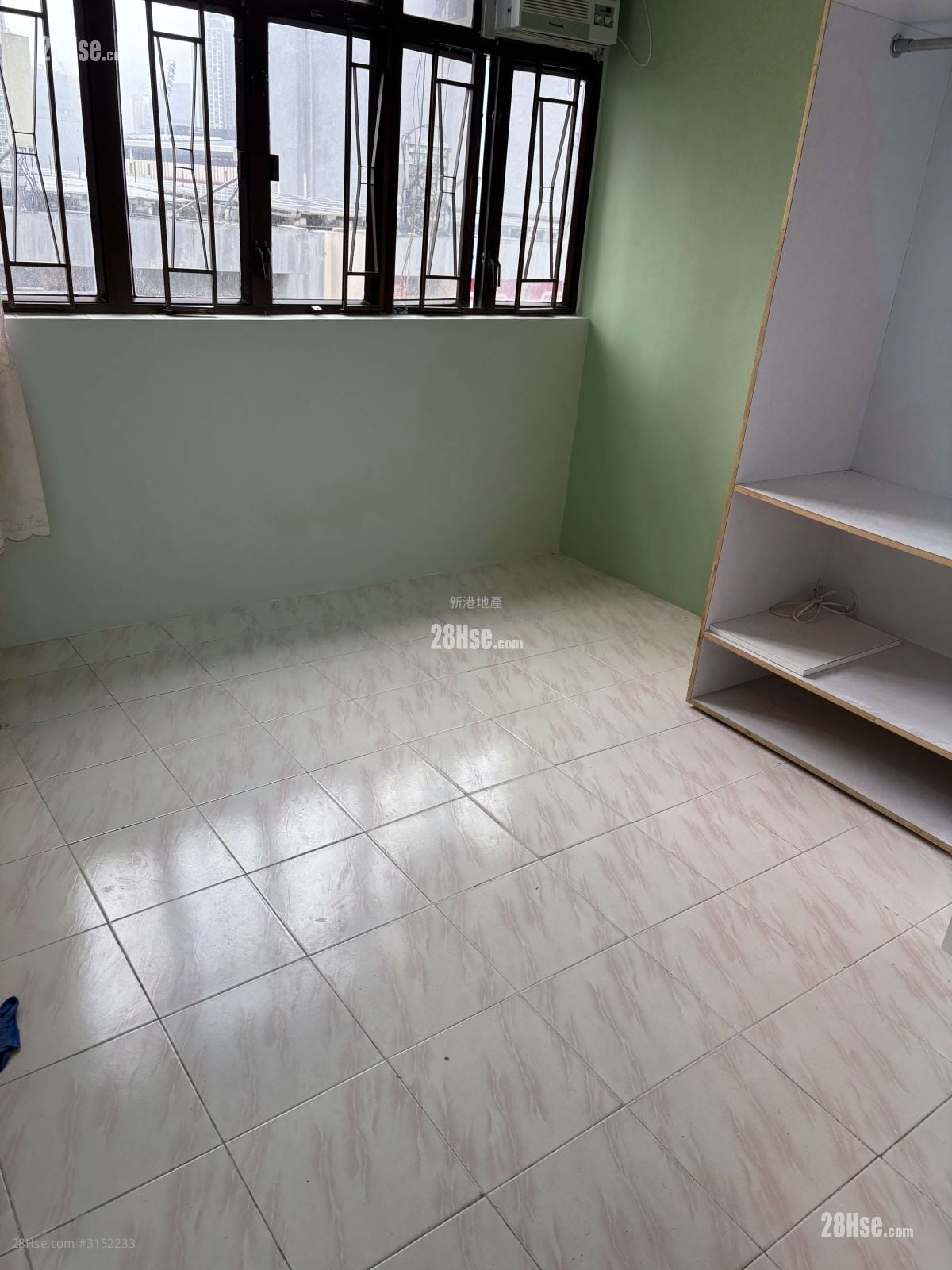 唐楼 租盘 1 房 , 1 浴室 300 平方尺