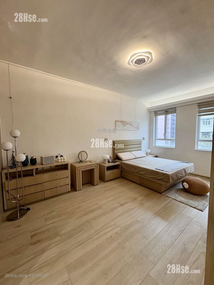 Sau Lai Garden Sell 2,655 ft²