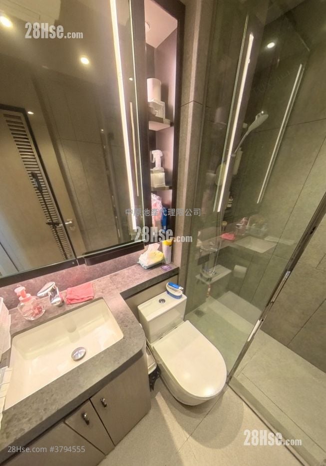 Yoho West Sell 2 Bedrooms , 1 Bathroom 360 ft²