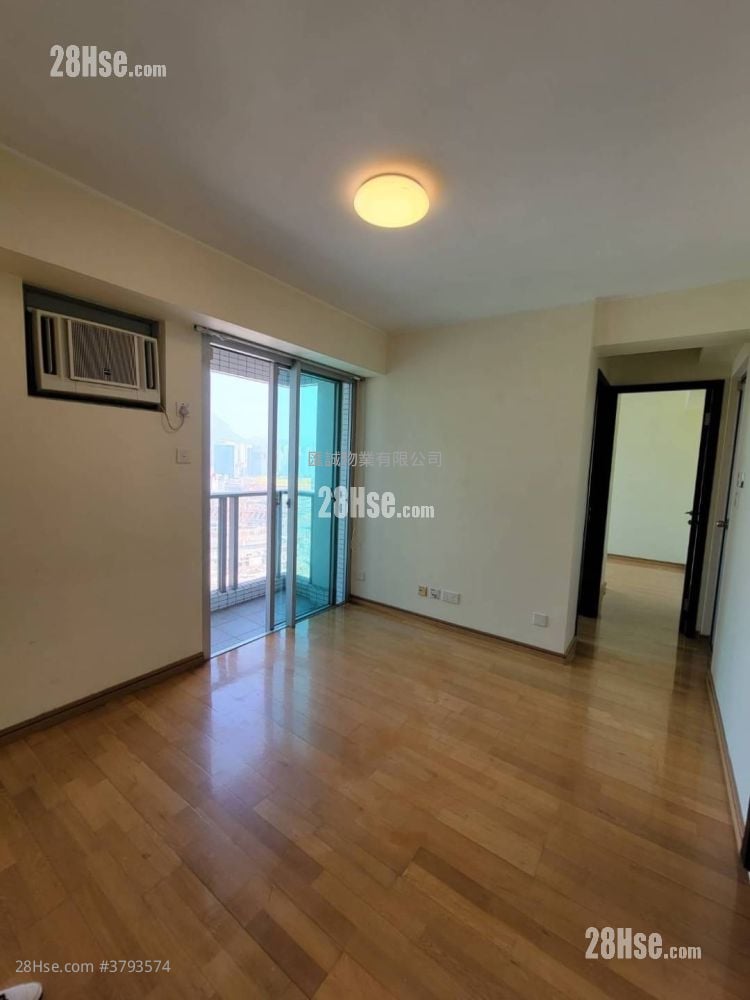 Grand Waterfront Sell 3 Bedrooms , 2 Bathrooms 360 ft²