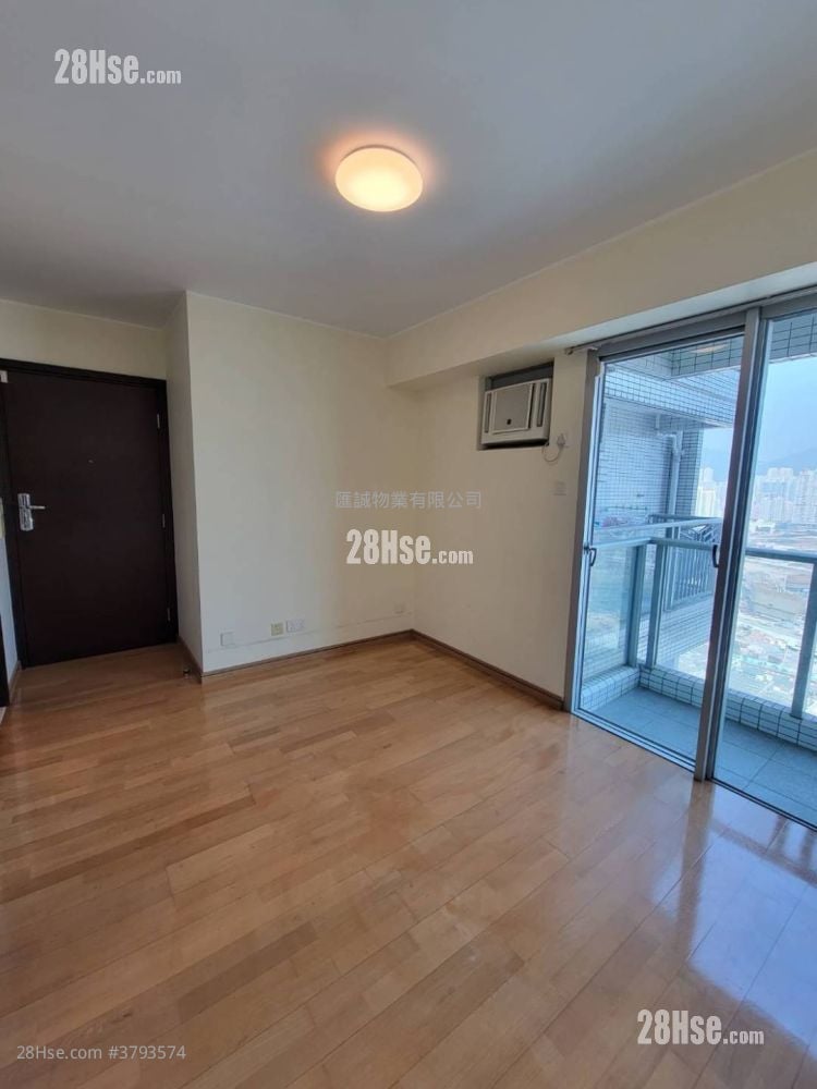 Grand Waterfront Sell 3 Bedrooms , 2 Bathrooms 360 ft²