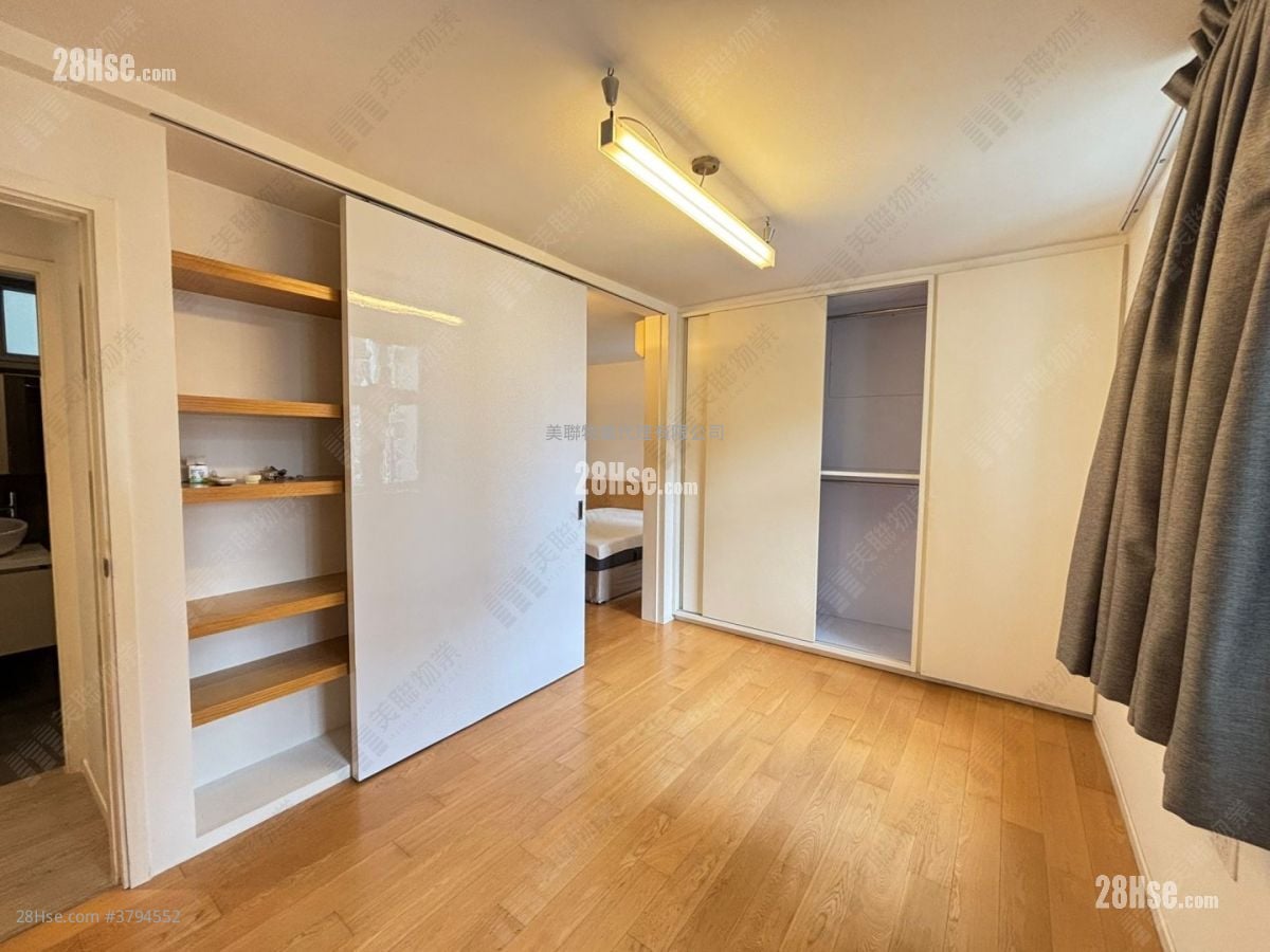 Taikoo Shing Sell 1 Bedroom , 1 Bathroom 580 ft²