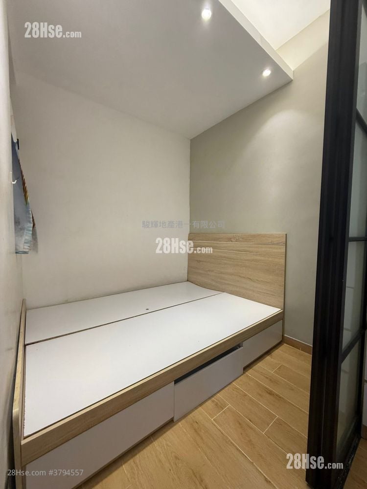 Paterson Building Rental 1 Bedroom , 1 Bathroom 190 ft²