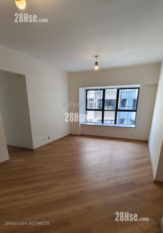 Alpine Garden Sell 3 Bedrooms , 2 Bathrooms 720 ft²