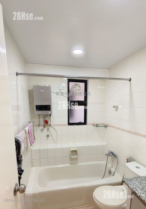 Alpine Garden Sell 3 Bedrooms , 2 Bathrooms 720 ft²