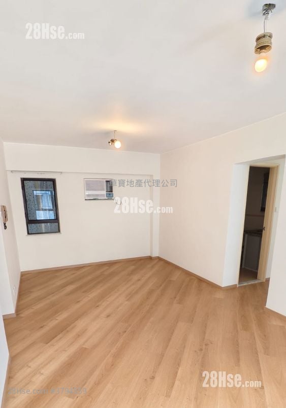 Alpine Garden Sell 3 Bedrooms , 2 Bathrooms 720 ft²