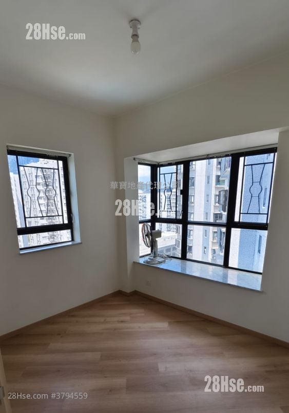 Alpine Garden Sell 3 Bedrooms , 2 Bathrooms 720 ft²