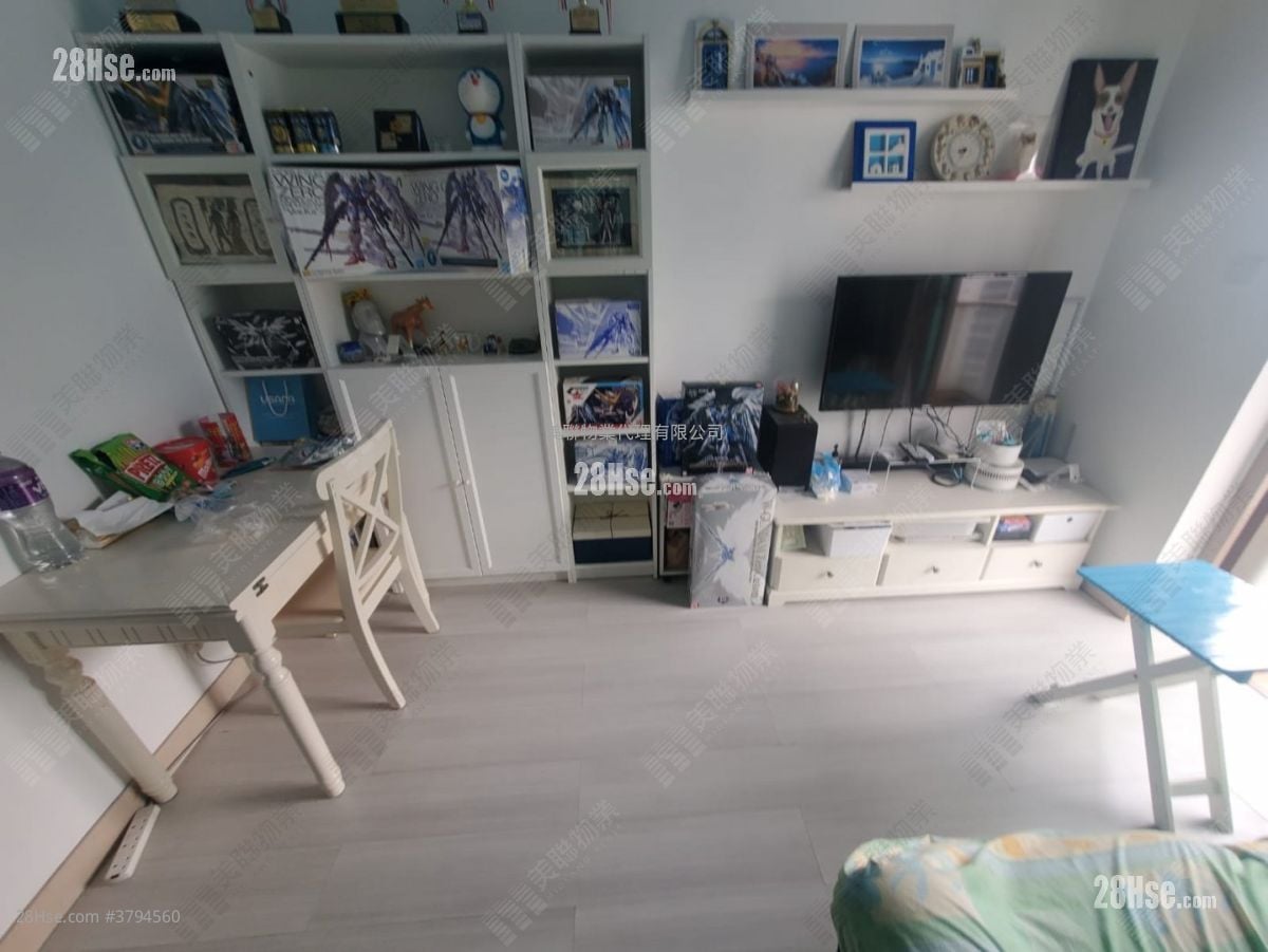 The Prominence Sell 1 Bedroom 335 ft²