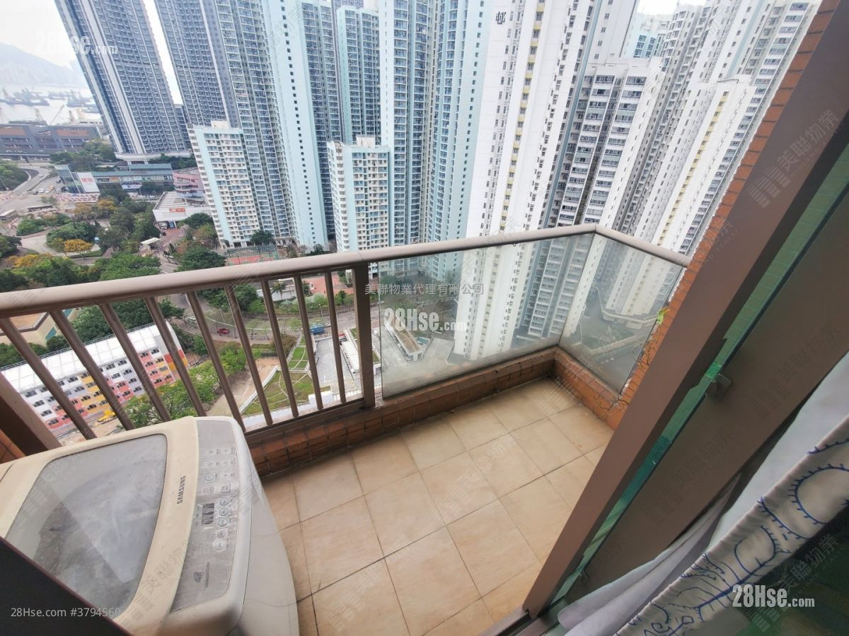 The Prominence Sell 1 Bedroom 335 ft²