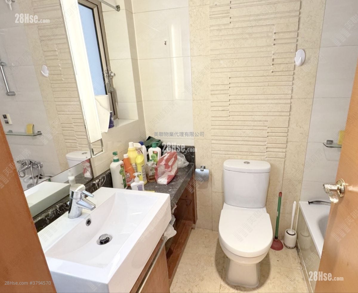 Lake Silver Rental 2 Bedrooms , 1 Bathroom 572 ft²