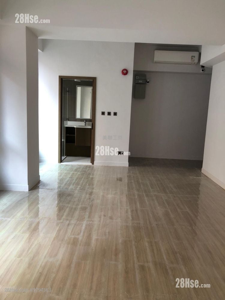 The Icon Sell 1 Toilet