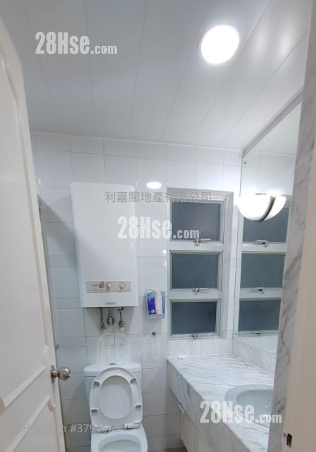 Kingswood Villas Rental 3 Bedrooms , 2 Bathrooms 636 ft²