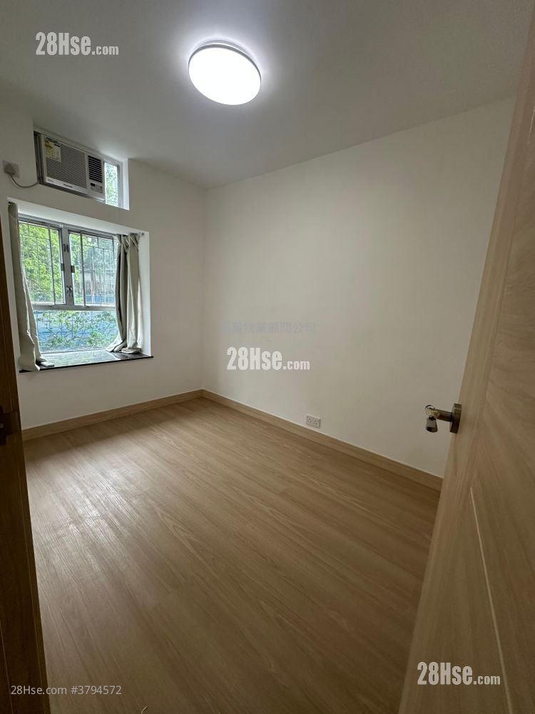 Academic Terrace Sell 2 Bedrooms , 1 Bathroom 531 ft²