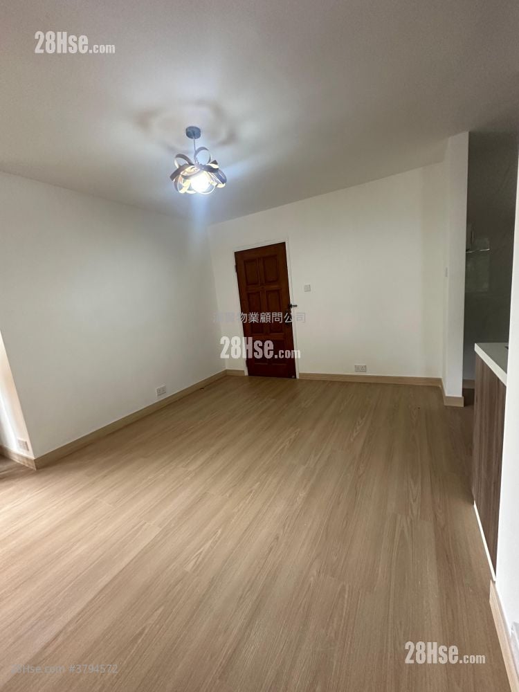 Academic Terrace Sell 2 Bedrooms , 1 Bathroom 531 ft²