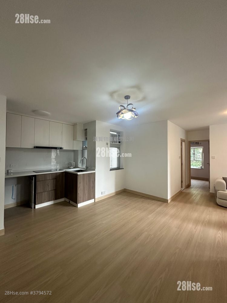 Academic Terrace Sell 2 Bedrooms , 1 Bathroom 531 ft²