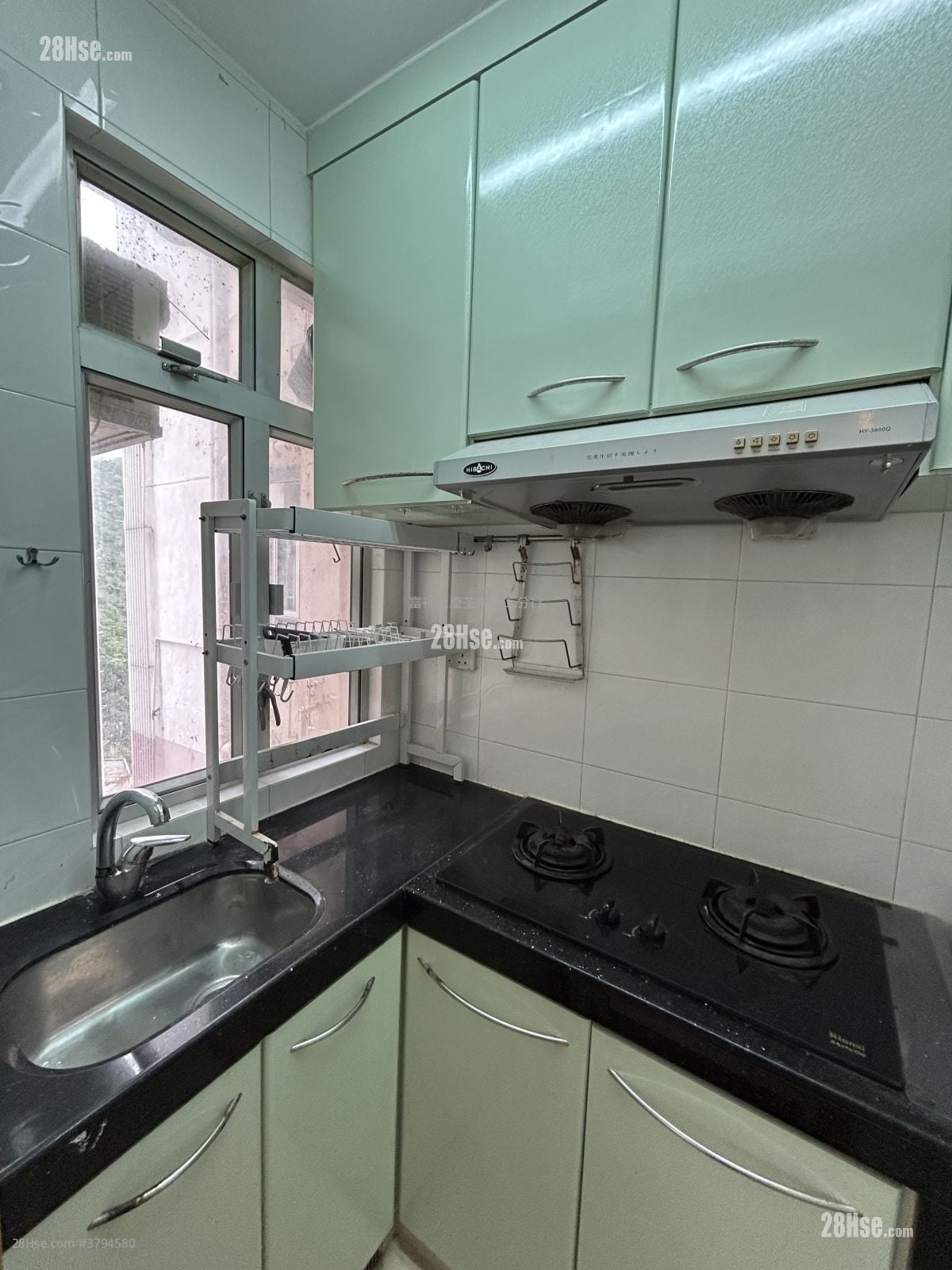 Tsuen Wan Centre Rental 2 Bedrooms 377 ft²