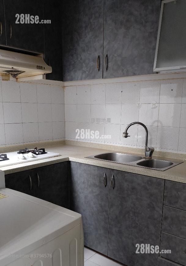 丽港城 租盘 2 房 , 1 浴室 517 平方尺