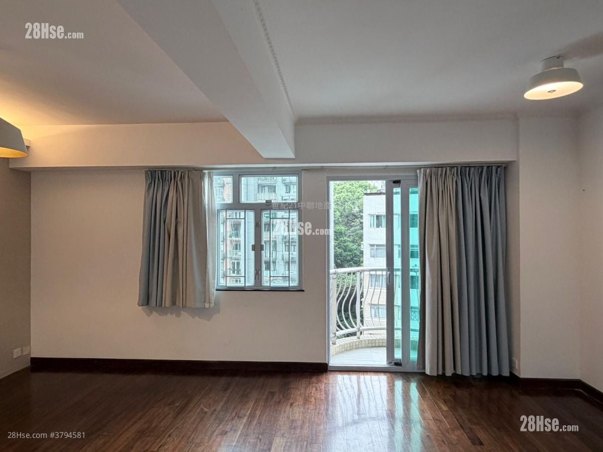 Sunrise Court Sell 3 Bedrooms , 2 Bathrooms