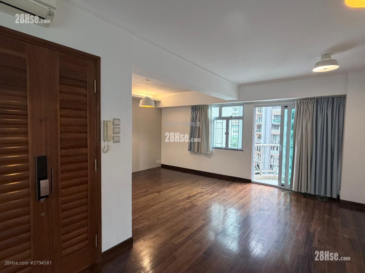 Sunrise Court Sell 3 Bedrooms , 2 Bathrooms