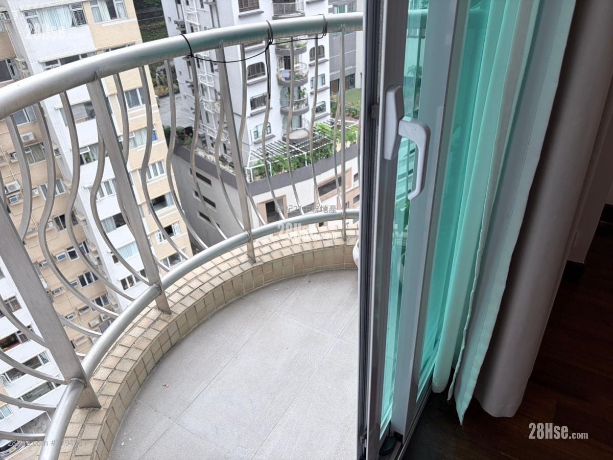 Sunrise Court Sell 3 Bedrooms , 2 Bathrooms