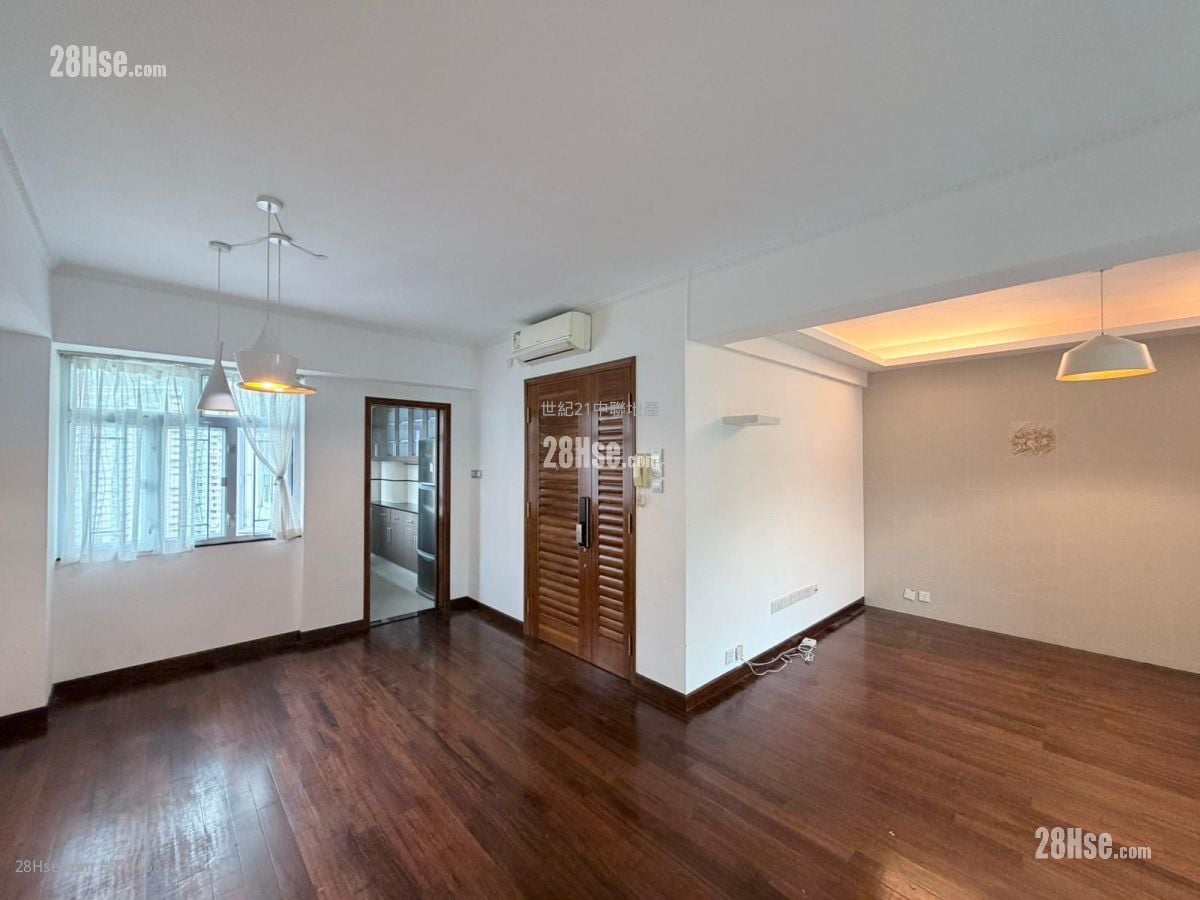 Sunrise Court Sell 3 Bedrooms , 2 Bathrooms