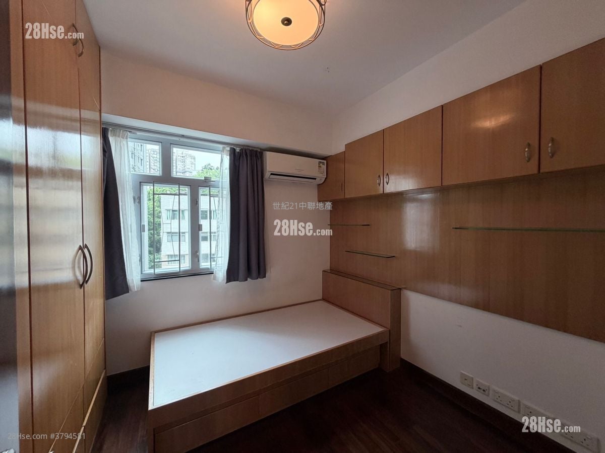 Sunrise Court Sell 3 Bedrooms , 2 Bathrooms