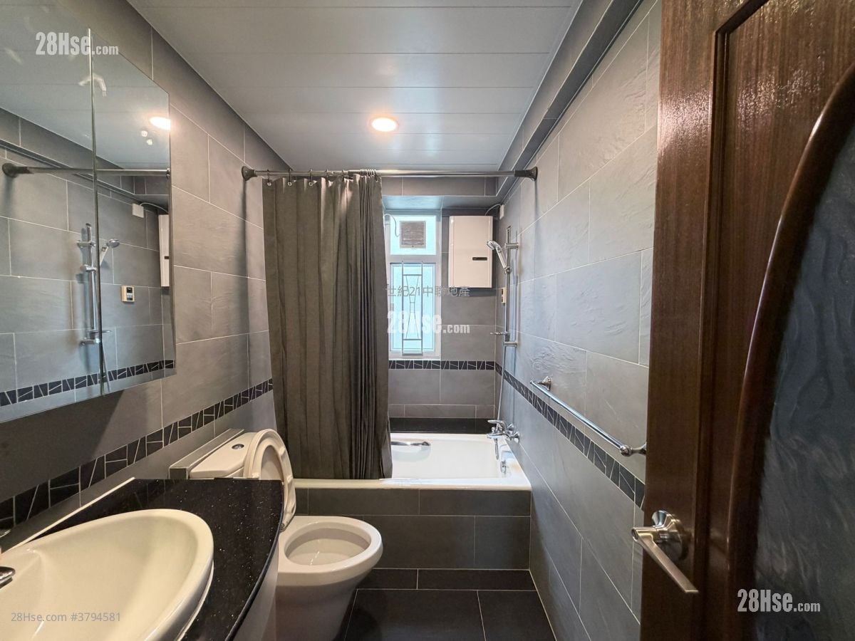 Sunrise Court Sell 3 Bedrooms , 2 Bathrooms