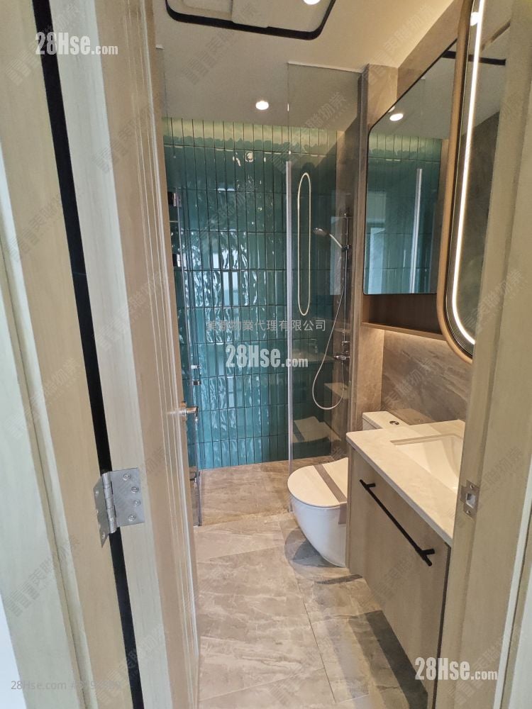 Hava Sell 1 Bedroom 291 ft²