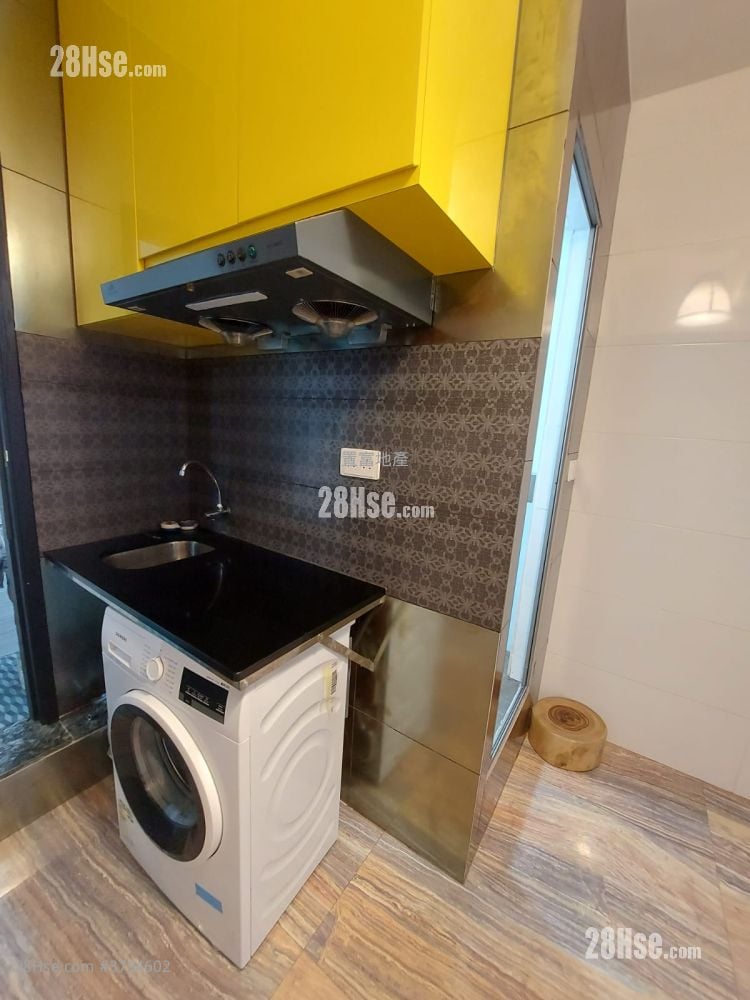 Fuk Sing Building Rental Studio , 1 Bathroom 165 ft²