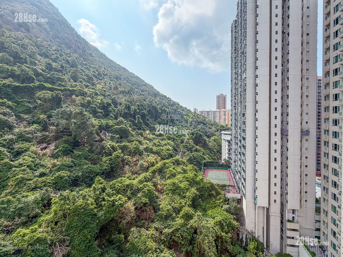 康威园 租盘 4 房 , 2 浴室 1,300 平方尺