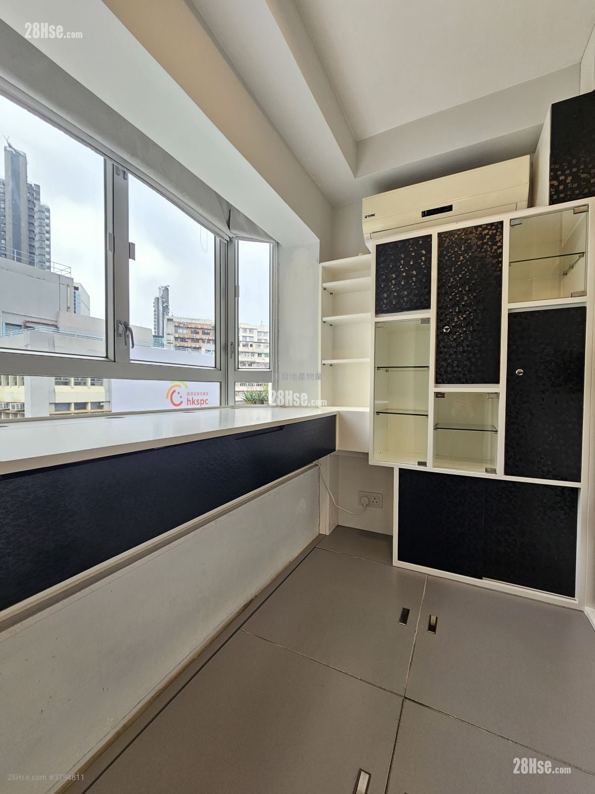 广胜大厦 租盘 2 房 , 1 浴室 375 平方尺