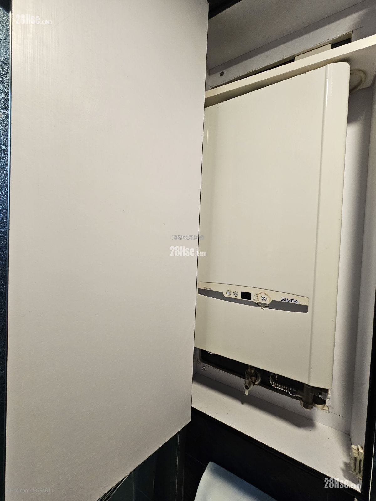 广胜大厦 租盘 2 房 , 1 浴室 375 平方尺