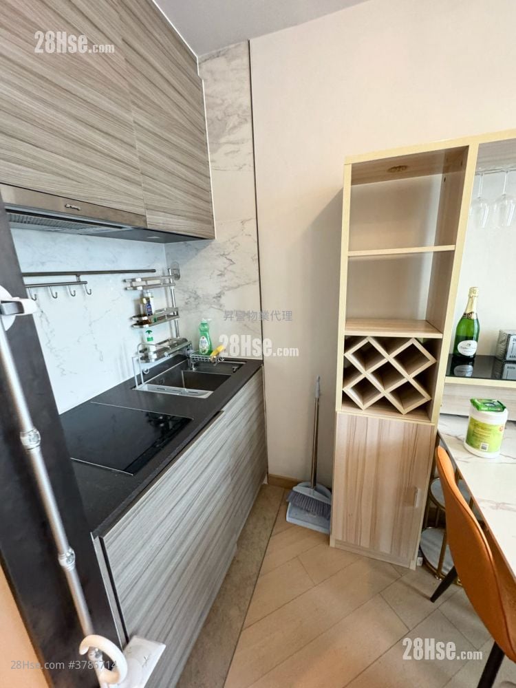 The Zutten Rental 1 Bedroom , 1 Bathroom 271 ft²